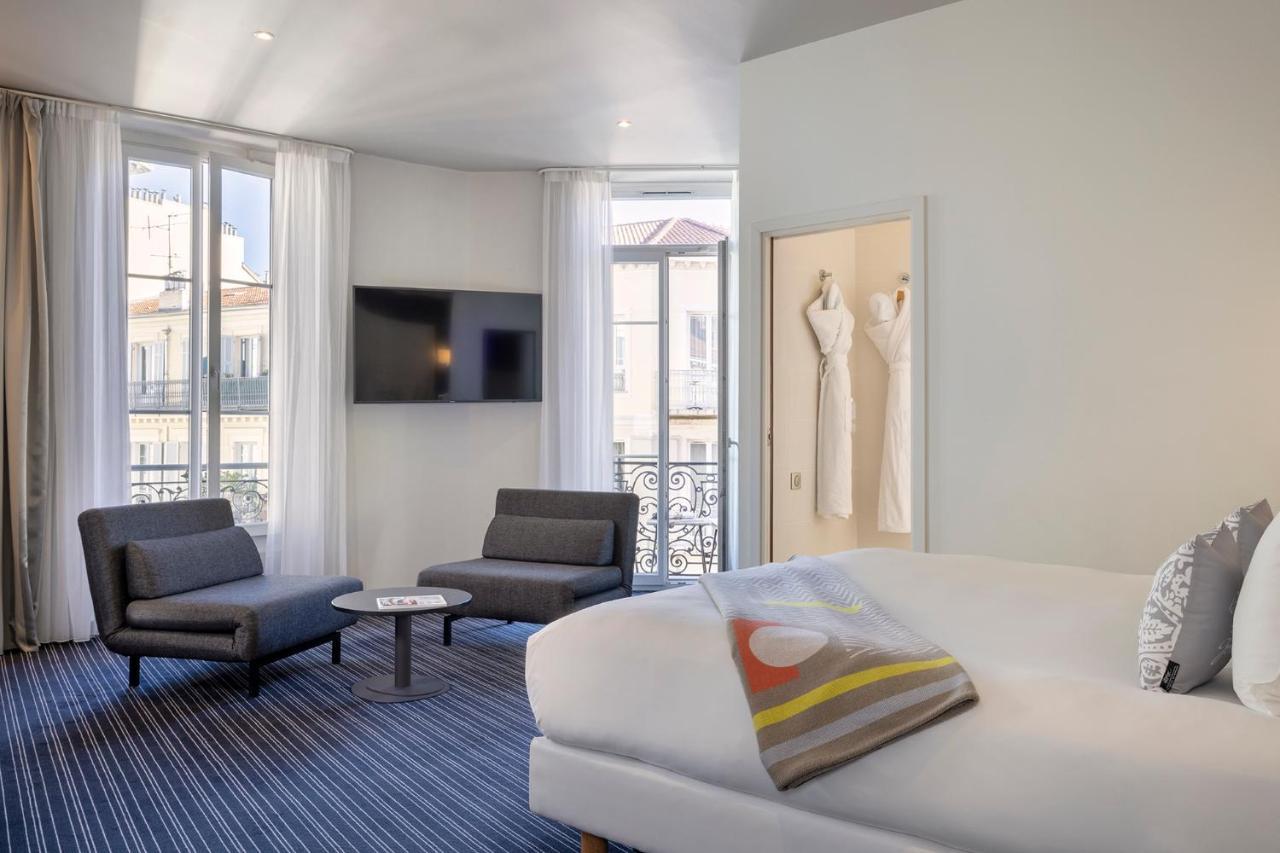 Junior Suite with Balcony,1351759681:JPEG