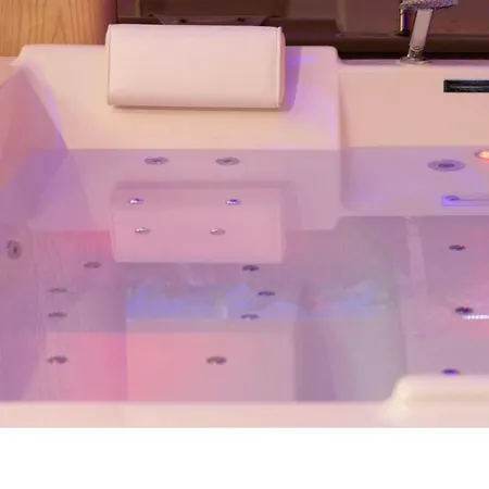 Spa Privatif Sauna Jaccuzi-2