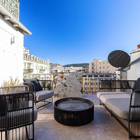 Le Dortoir Boutique Suites-2